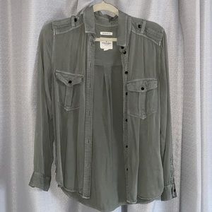 American eagle green khaki button-up